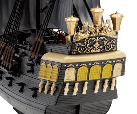 Revell 05499 Black Pearl Hajómodell építőkészlet 1:150 4. kép
