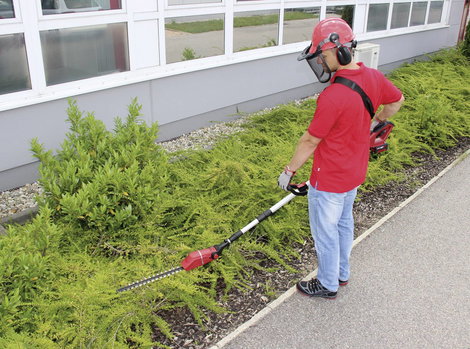 Einhell 3410805 Akku Magassági ágvágó, Sövényvágó olló GE-HC 18 Li T Kit Akkuval 18 V Lítiumion 88 c 5. kép