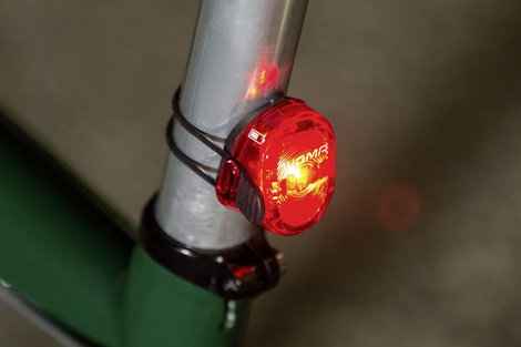 Sigma AURA 80 / Nugget Set Kerékpár világítás készlet LED Akkuról üzemeltetett Fekete 7. kép