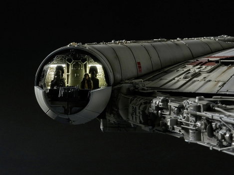 Revell 01206 Star Wars Bandai Millennium Falcon Perfect Grade Sci-Fi építőkészlet 1:72 3. kép