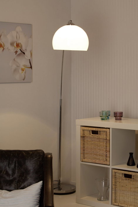 Brilliant Vessa 92940/75 Állólámpa E27 60 W Króm, Fehér 5. kép
