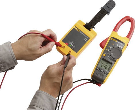 Fluke PRV240 Kalibrátor Feszültség 4 db ceruzaelem (vele szállítjuk) 12. kép