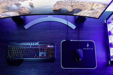 Surefire Gaming Silent Flight RGB-320 Játékkonzol egérpad Világít Fekete 3. kép